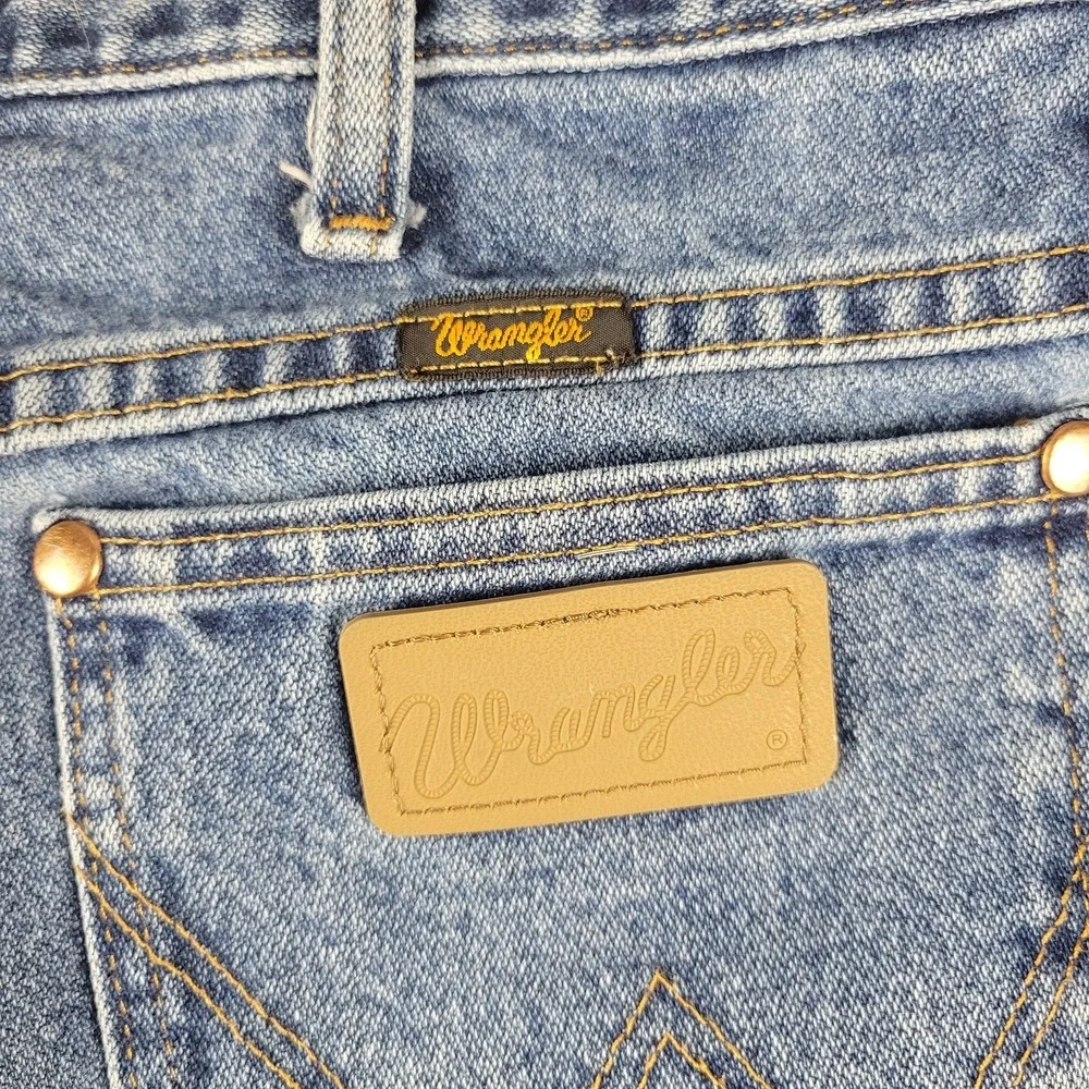 Wrangler Jeans Mens 30x30 Blue Cowboy Cut Slim Fit Medium Wash Western Workwear